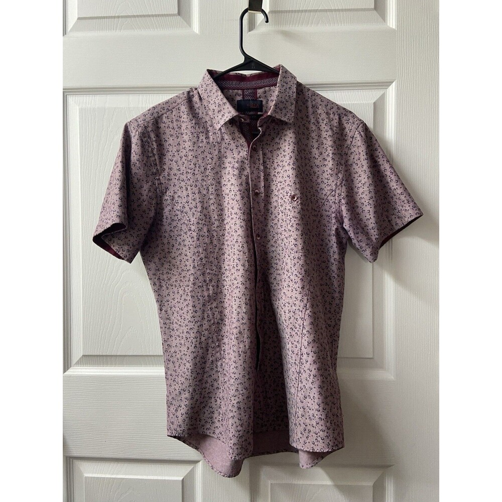 Buckle Eight X  Athletic Fit Button Up Shirt Large Short Sleeve Burgundy Print